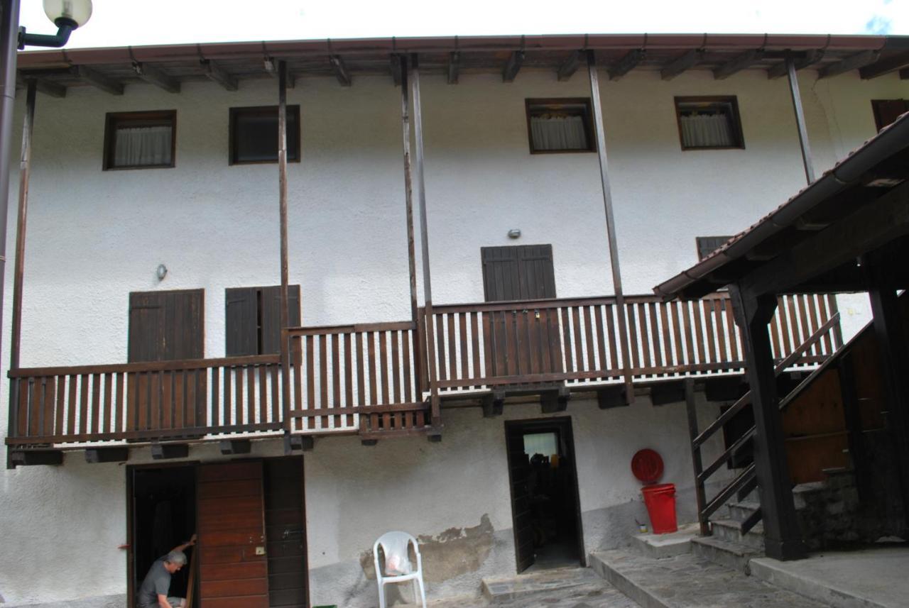 Rifugio Malga Grasia Caprizi Exterior foto